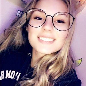 Meet your Posher, Cara